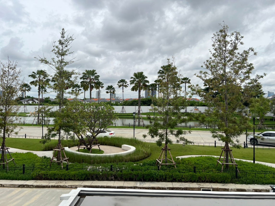 รูป บ้านเดี่ยว Villaggio 3 ศรีนครินทร์-บางนา (โครงการคุณภาพ Land & Houses) หลังมุม ใกล้คลับเฮ้าส์ ร่มรื่น ลมเย็นสบาย - รูปที่ 12/20