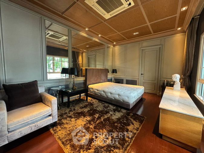 4-bed house for rent, 600 sqm, 177 sq wah, Granada Pinklao - Phetkasem