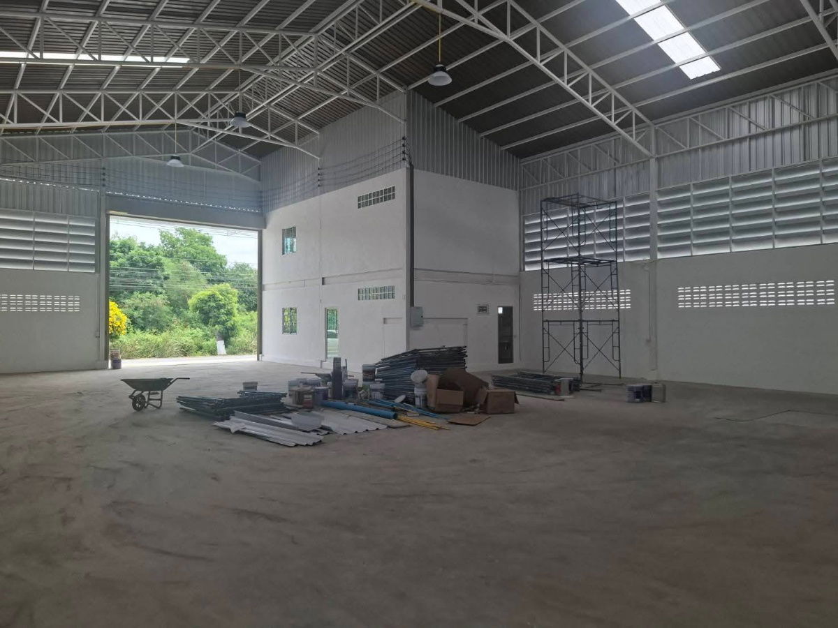 รูป โกดังให้เช่า โรงงานให้เช่า สร้างใหม่ พร้อมสำนักงาน 2 ชั้นสามโคก ปทุมธานี ติดต่อ Khun Panya 063-3815838 - รูปที่ 5/6