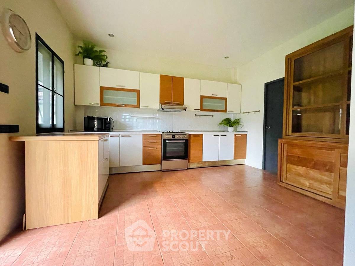 รูป บ้าน 3-ห้องนอน ใน ศรีสุนทร (ID 2303958) - รูปที่ 14/32