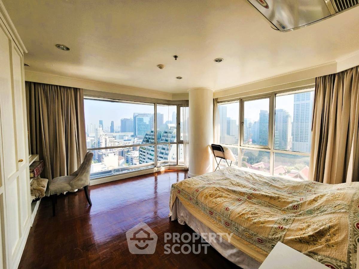 รูป คอนโด 1-ห้องนอน ที่ สุขุมวิท สวีท คอนโดมิเนียม ใกล้ BTS นานา (ID 2071218) - รูปที่ 3/12