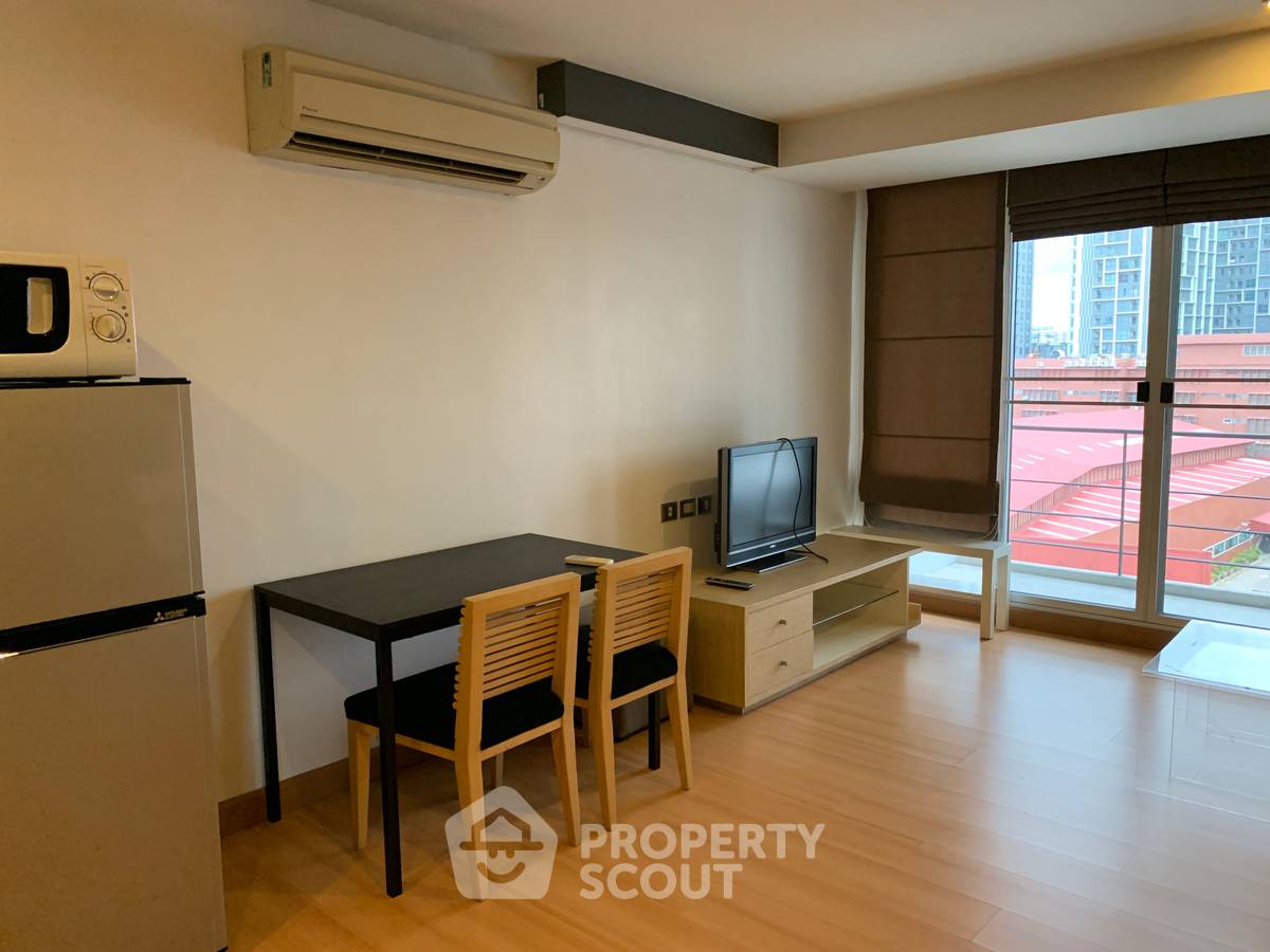 รูป คอนโด 1-ห้องนอน ที่ ทรี คอนโด ลักซ์ สุขุมวิท 52 ใกล้ BTS อ่อนนุช (ID 2302346) - รูปที่ 2/8