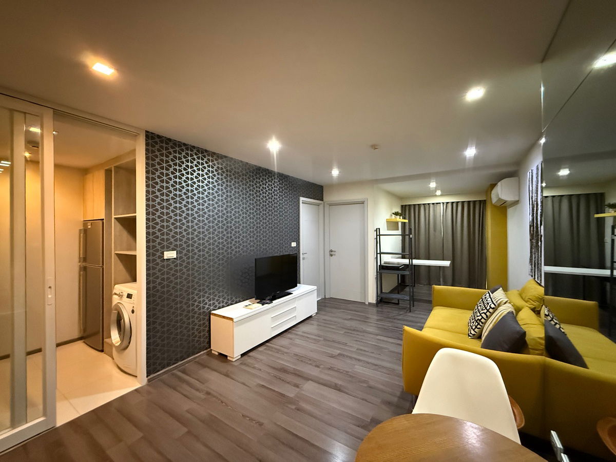 picture 🆙👉 Condo for rent Sari by Sansiri 🔥🔥 Very good price, beautiful room, nice to live in, fully furnished 🔥🔥 near BTS Punnawithi, ready to move in - 1/6