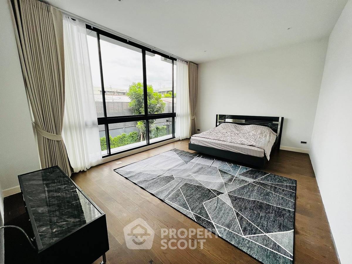 picture Luxurious 4 bed House near Wellington/Brighton Int’l Schools (ID 1325372) - 6/13