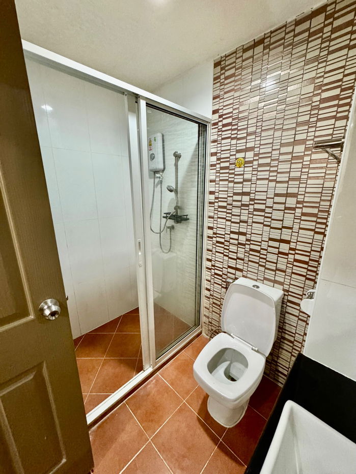 picture The Crystal Condo 2 Rewadee The Crystal Condo 2 Rewadee - 10/25