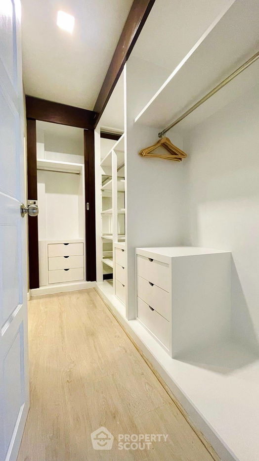 รูป บ้าน 3-ห้องนอน ใน ศรีสุนทร (ID 2303958) - รูปที่ 21/32