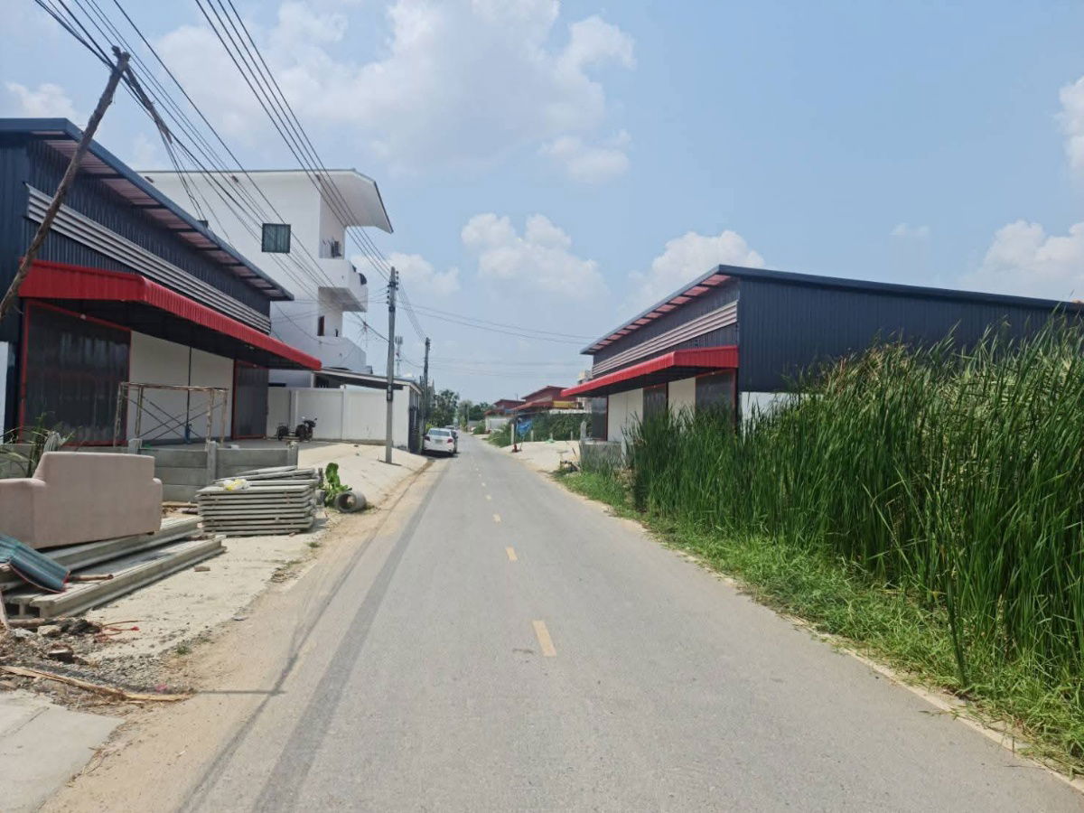 รูป โกดังให้เช่า โรงงานให้เช่า พร้อมสำนักงาน คลองสอง คลองหลวง ตลาดไท ปทุมธานี ติดต่อ Khun Panya 063-3815838 - รูปที่ 3/5
