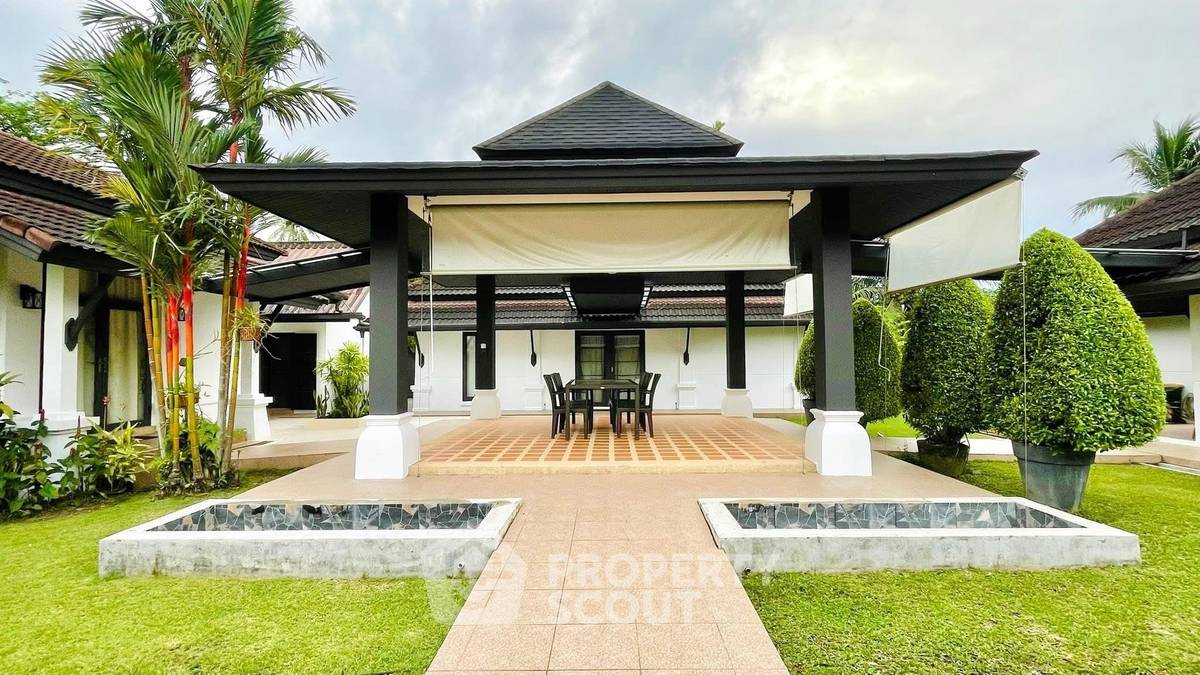 รูป บ้าน 3-ห้องนอน ใน ศรีสุนทร (ID 2303958) - รูปที่ 1/32