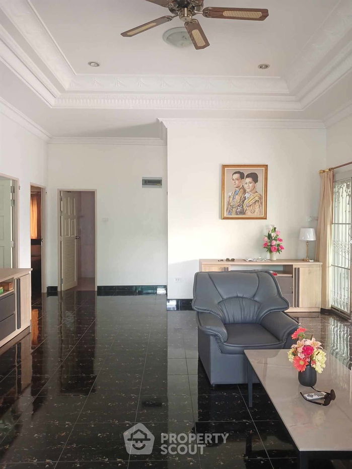 รูป บ้าน 3-ห้องนอน ใกล้ ถนนพระตำหนัก พัทยา (ID 2303809) - รูปที่ 11/13