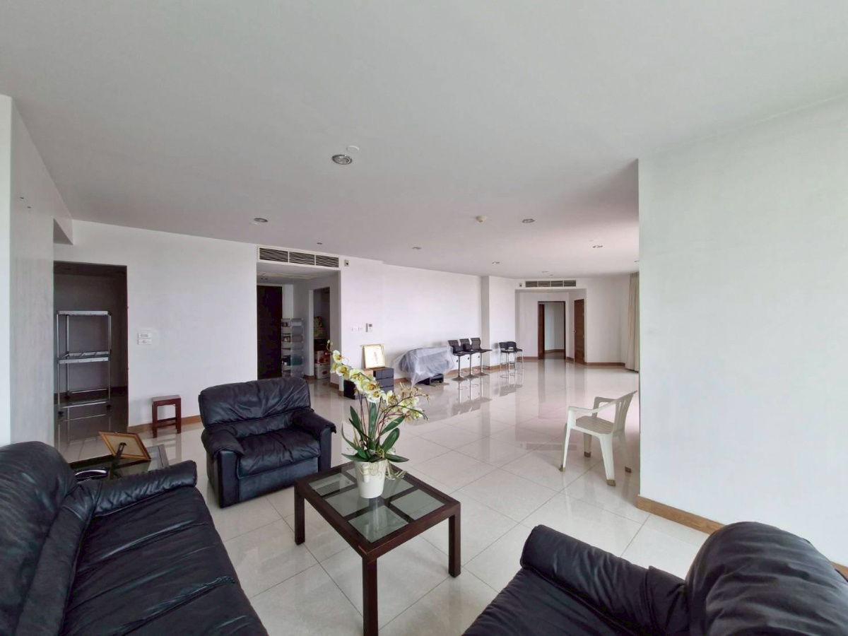 รูป LTHC13158 – Condo for Sale คอนโดขาย at Watermark Chaophraya River Size 283 sqm. 3 beds 3-4 baths Near BTS Krung Thon Buri ONLY 35 MB - รูปที่ 1/19