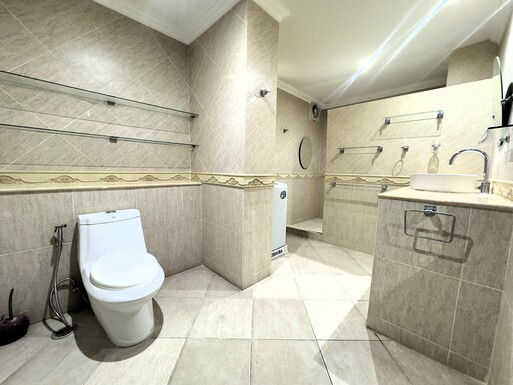 picture 2 Bedrooms Condominium @ Executive Residence II - 11/30