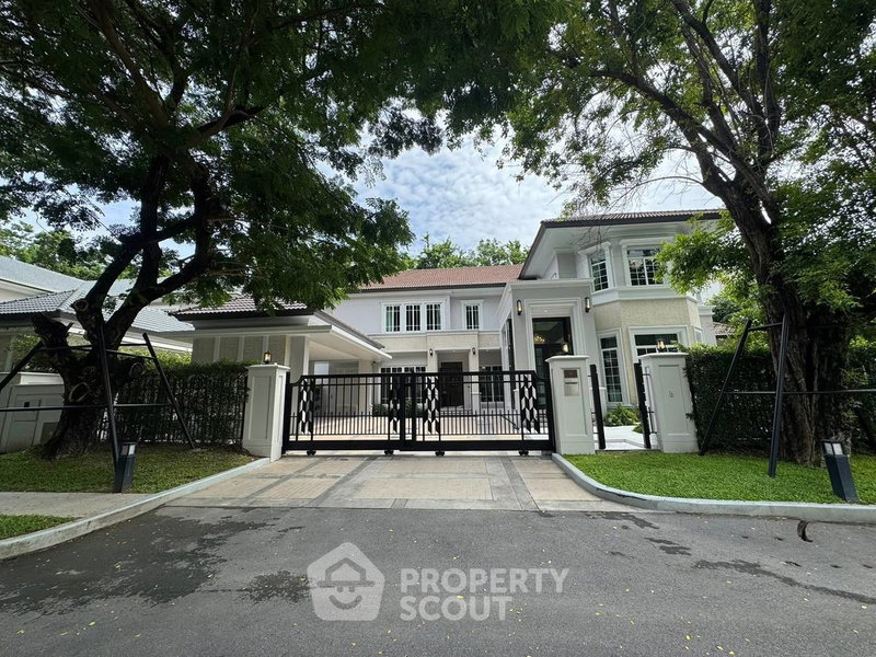 Houses for rent : 4-Bed House For Rent In Granada Pinklao-Petchkasem, Bang Khae (ID 2141569)