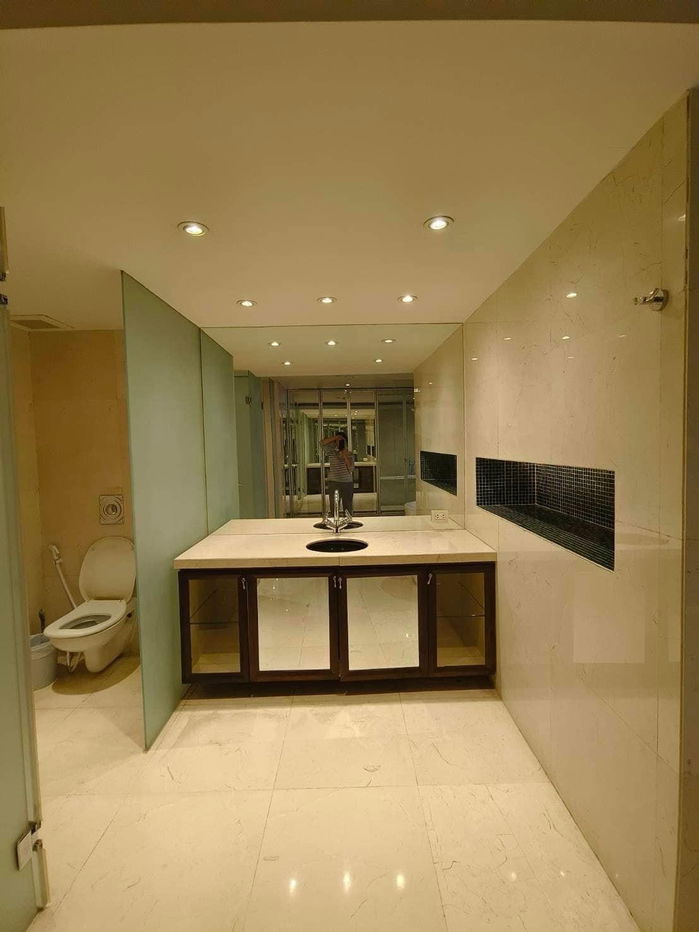 รูป cd1832 ให้เช่าคอนโดหรู Penthouse วิวแม่น้ำเจ้าพระยา ราคาถูก 100,000บาท/เดือน (ราคานี้ ไม่ให้เปียโน) Le bua at State Tower ใกล้ BTS สะพานตากสิน - รูปที่ 46/49
