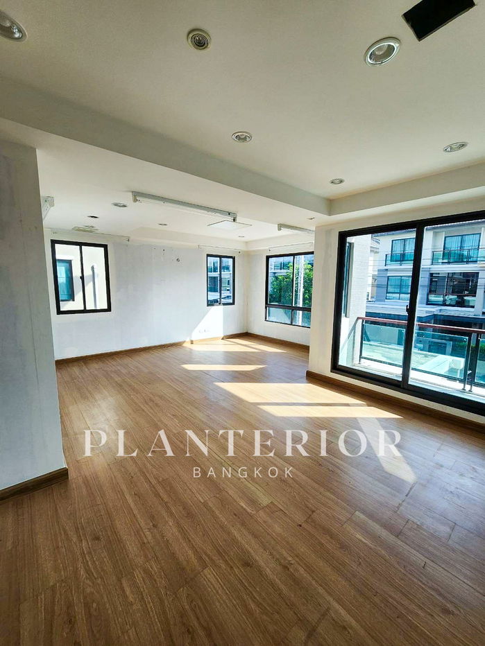 รูป 📌 หลุดจอง!! Luxury House 3 ชั้น สุดหรู - รูปที่ 7/14