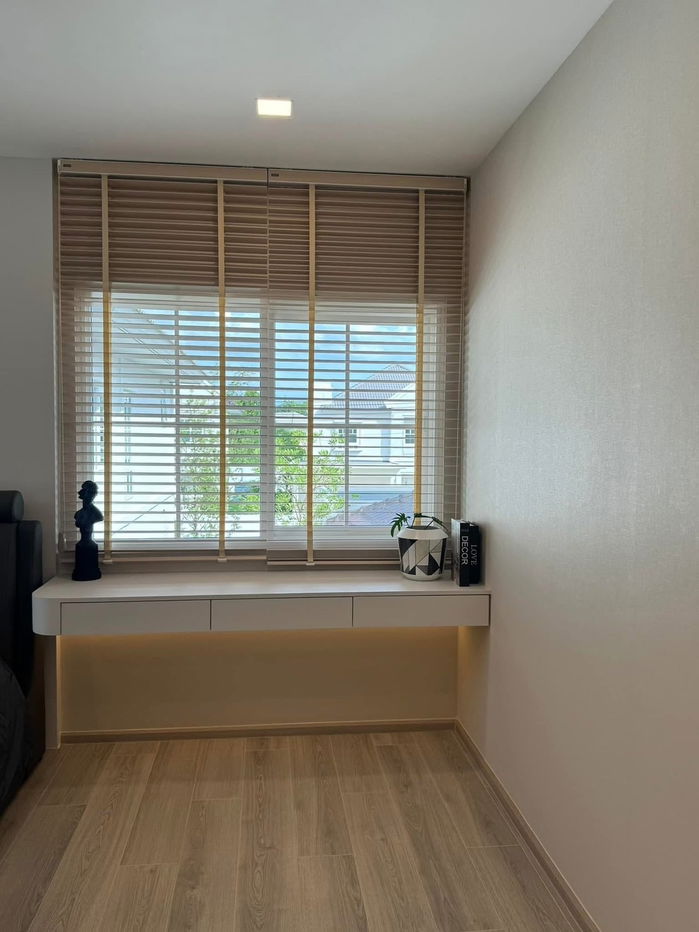 picture Luxury Detached House at Chaiyapruk – Chaengwattana ready to move - 16/24