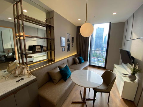 Condo for Rent Noble BE 33 (CR01537)
