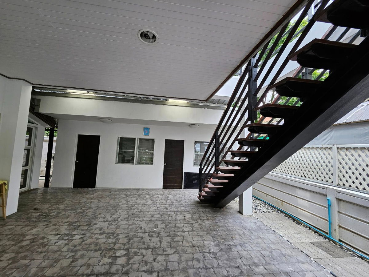 รูป ให้เช่าบ้านเดี่ยว โครงการบ้านลาดพร้าว Exclusive and Residence เดือนละ 150,000 บาท - รูปที่ 13/16