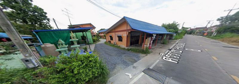 picture Beautiful land plot for sale, good location, with buildings, Soi Papa Sriracha, Chonburi - 1/7