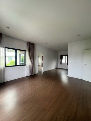 รูป [ให้เช่า] หมู่บ้าน บุราสิริ วงแหวน - อ่อนนุช / 4 ห้องนอน 4 ห้องน้ำ / 82 ตรว. 225 ตรม. **75,000** บ้านเดี่ยวหลังมุมโครงการหรู ใกล้นิคมฯ เจโมโปลิส - รูปที่ 8/10