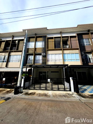 Townhouses for rent Makro Bangbuathong : 3-STORY TOWNHOME FOR RENT SAMMAKORN AVENUE CHAIYAPRUEK WONGWAEN  