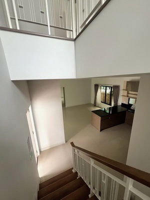 รูป [ให้เช่า] หมู่บ้าน บุราสิริ วงแหวน - อ่อนนุช / 4 ห้องนอน 4 ห้องน้ำ / 82 ตรว. 225 ตรม. **75,000** บ้านเดี่ยวหลังมุมโครงการหรู ใกล้นิคมฯ เจโมโปลิส - รูปที่ 5/10