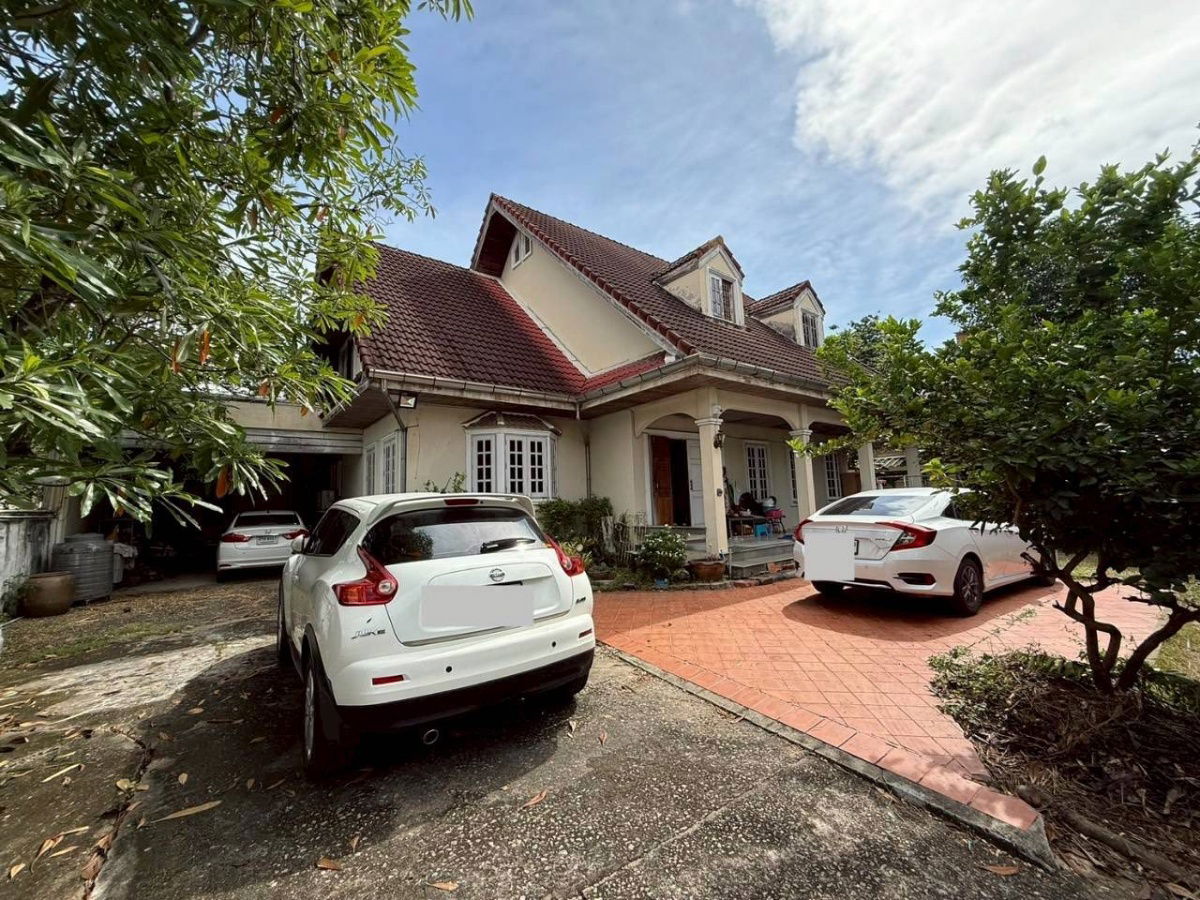 picture Single house for sale, large area, with private garden, Soi Vibhavadi 64 - 3/9