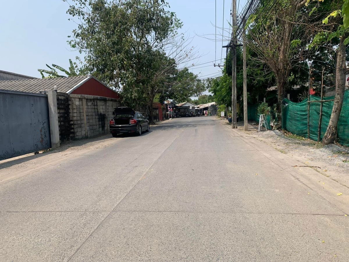 picture ♢ Spacious Land ♢ Land size 1,103.00 sq.wa | Large plot | Near Ngamwongwan expressway entrance/exit, Tiwanon Road - 3/6