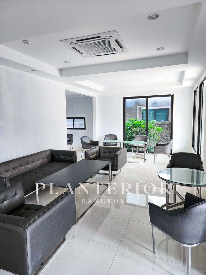 รูป 📌 หลุดจอง!! Luxury House 3 ชั้น สุดหรู - รูปที่ 3/14