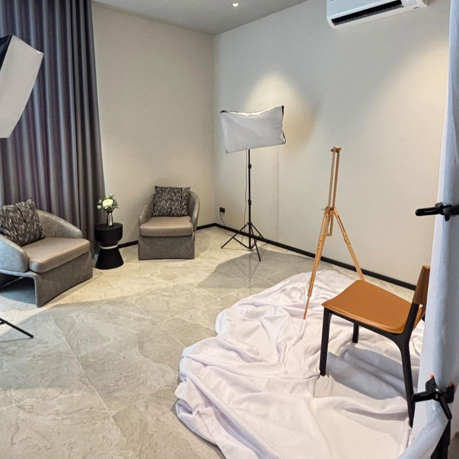picture  Special price 🏢 High-ceiling condo, stunning view, upper floor - 19/22
