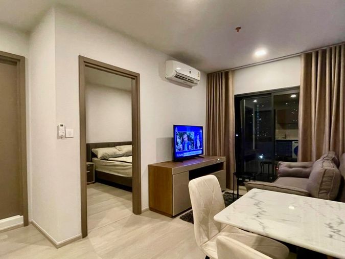 For Rent: Life Phahol–Ladprao | Prime Location Condo Opposite Central Ladprao & BTS Ha Yaek Ladprao Spacious and modern 1-bedroom corner unit 