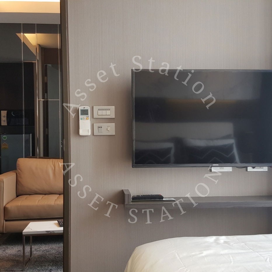 picture 🚈💎 Lumpini 24 – Luxury condo ready to move in 🏢 Prime location Sukhumvit 24 ✨ - 3/8