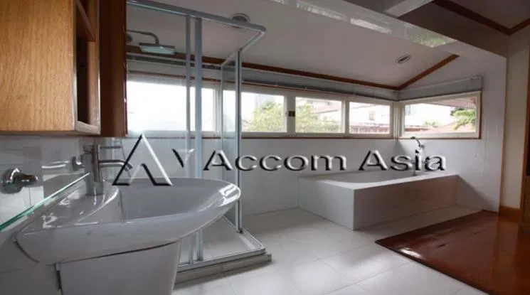 picture 🔼🔽 AccomA 📩  4 BR House in Khlong Ton Nuea (64748) - 9/9