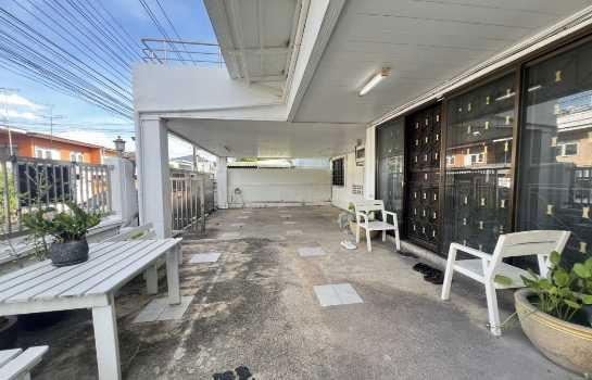 picture Single house for sale, Soi Petchkasem 53, area 70 sq m., strong structure, lots of usable space. - 11/12