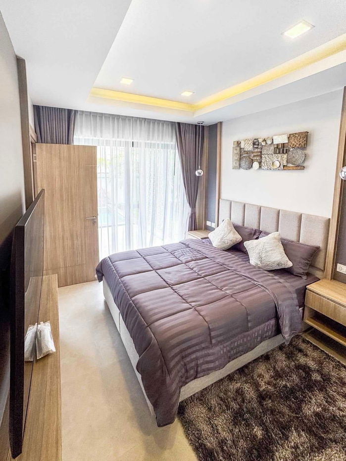 picture Pool Villa – Pattaya City Center, Seaside Zone  4 bedrooms, 5 bathrooms Sale Price: THB 23,900,000 - 10/15