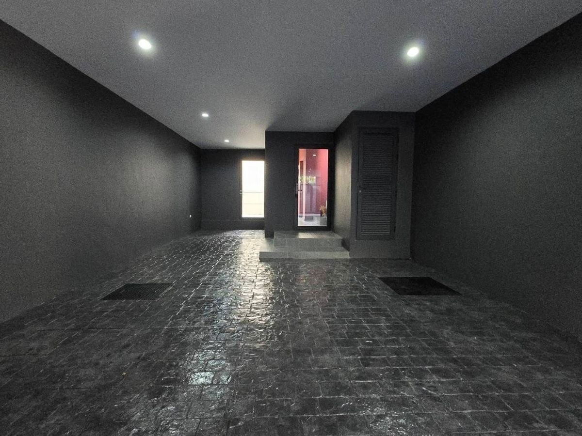 รูป ให้เช่า SAGE Thonglor – Private Luxury ทาวน์โฮมหรู 4 ชั้นครึ่ง ใจกลางทองหล่อ - รูปที่ 28/31