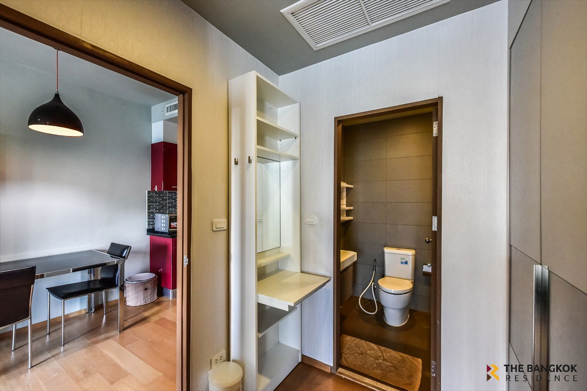 picture  Noble Revent Near 💖 Spacious Unit with Open City View 🏙️ Near BTS Phaya Thai  - 11/14