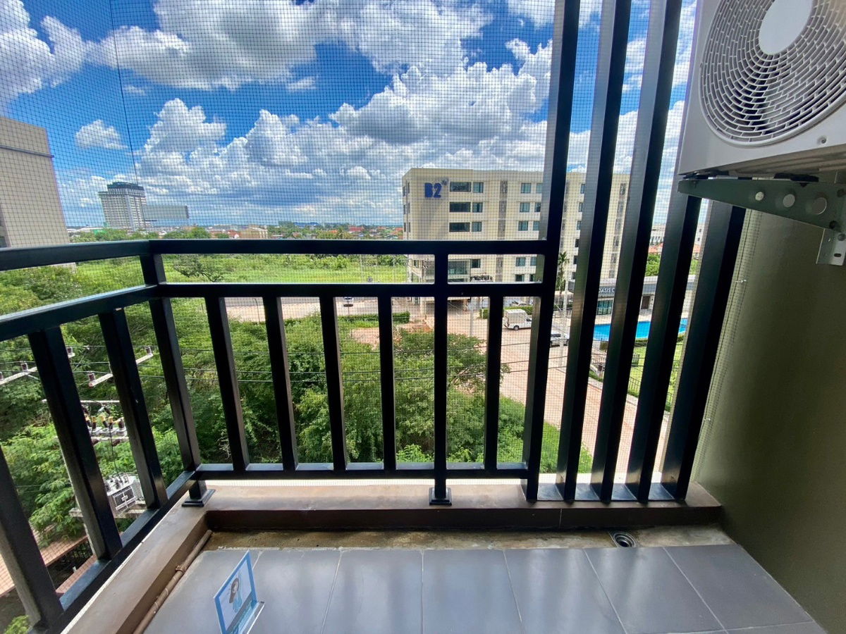picture 1 bedroom, Madrid building, cheap price, only 9,000 baht, 5th floor, fully furnished, can cook, very good value/have a real room to see - 17/23