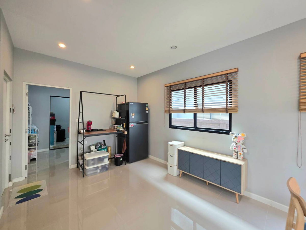 รูป บ้านแฝด 2 ชั้้น อณาสิริ รังสิต-คลอง 2 อายุบ้านเพียง 4 ปี ใกล้ฟิวเจอร์ - รูปที่ 17/44