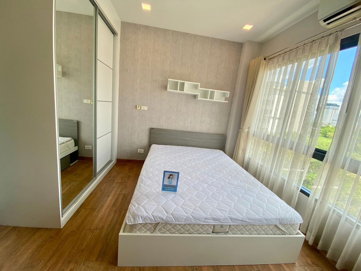 picture 1 bedroom, Madrid building, cheap price, only 9,000 baht, 5th floor, fully furnished, can cook, very good value/have a real room to see - 6/23
