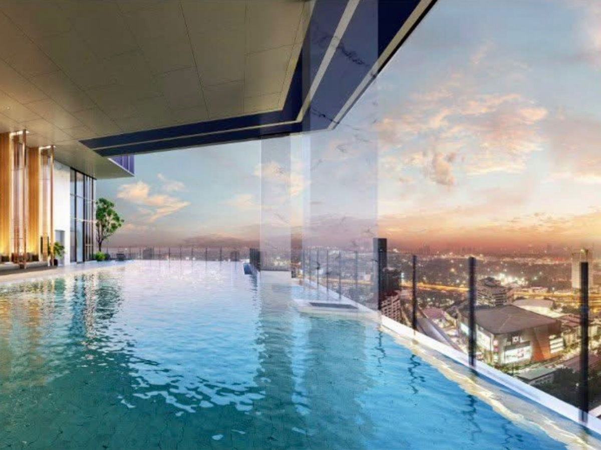 picture For Rent: Life Phahol–Ladprao | Prime Location Condo Opposite Central Ladprao & BTS Ha Yaek Ladprao Spacious and modern 1-bedroom corner unit  - 12/14