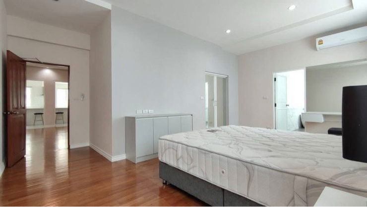 picture Heart of Thonglor and spacious area  - 7/7