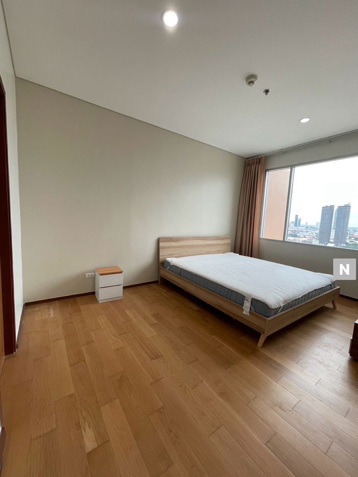 picture For Rent Ready to Move in Villa Sathorn 1 mins by walk Krung Thon Buri station - 8/15