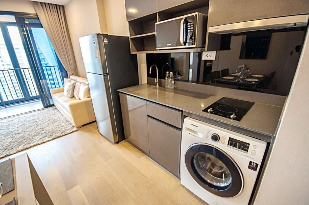 picture PFD-05725	Condo for Rent: Ashton Asoke Schedule a viewing ■ Line: @propertyfinder		 - 8/10