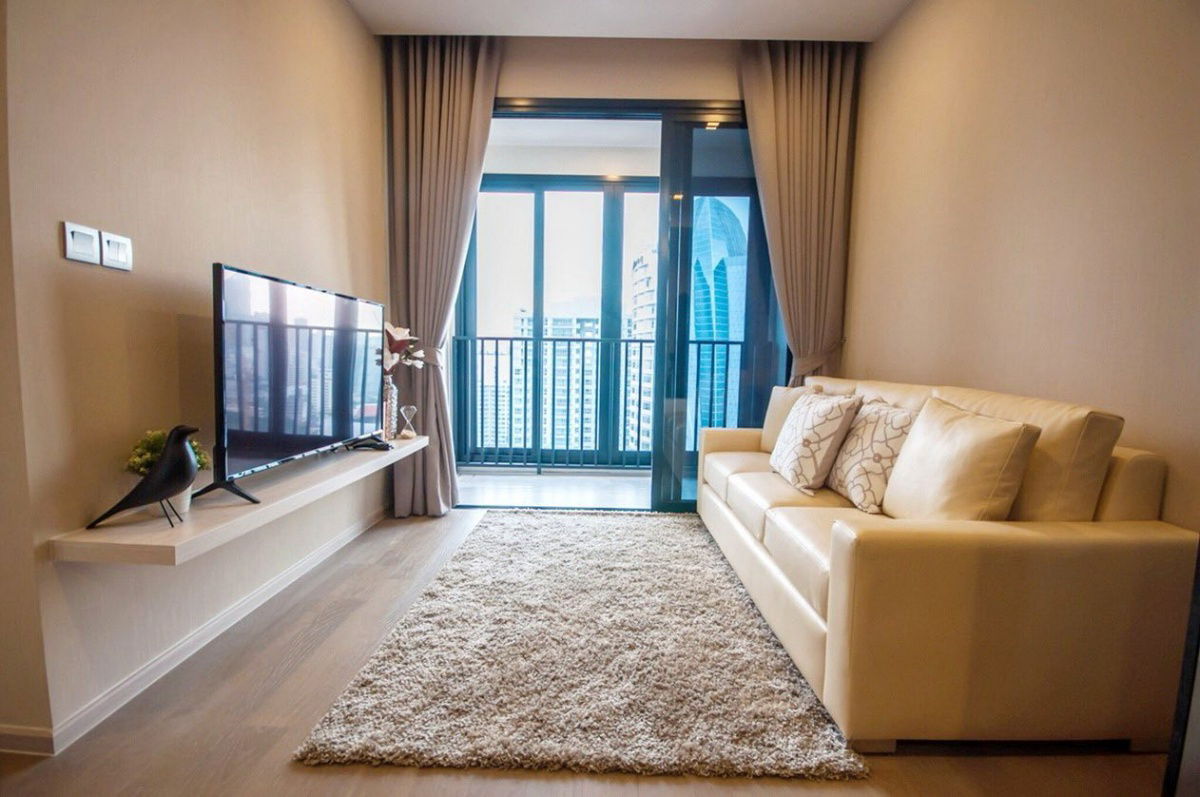 picture PFD-05725	Condo for Rent: Ashton Asoke Schedule a viewing ■ Line: @propertyfinder		 - 1/10