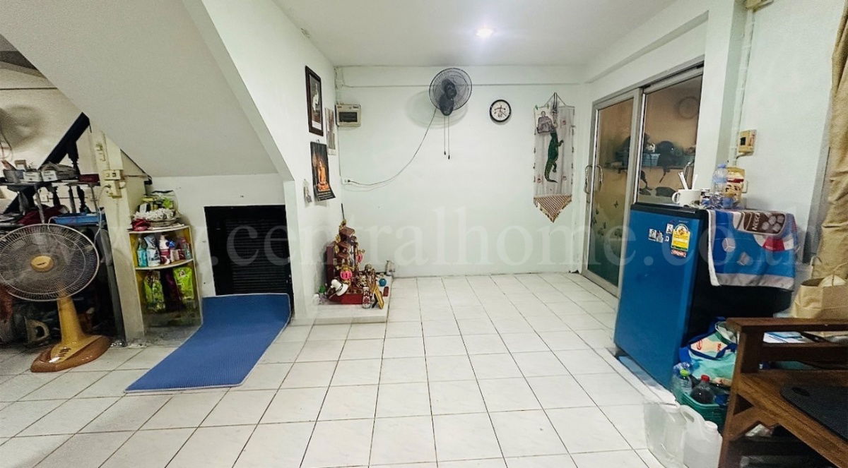 รูป ทาวน์เฮ้าส์ ลาดพร้าว วิลเลจ ซอยนาคนิวาส 42 ราคาถูก - รูปที่ 3/14