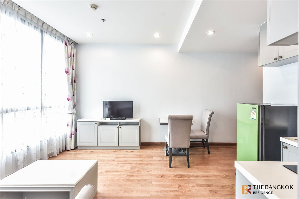 picture  Spacious, Fully Equipped Condo, The Editor near BTS Saphan Khwai - 4/12