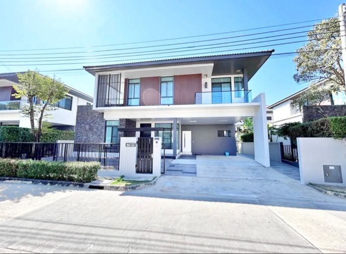 ให้เช่าบ้านมัณฑนา อ่อนนุช-วงแหวน4 (Manthana Onnut – Wongwaen4) ใกล้ทางด่วนวงแหวน-บูรพาวิถี-สุวรรณภูมิ 