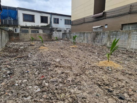 Land for sale in Senanikom 1, near the Lat Phrao BTS, high potential location of Bangkok, suitable for building a residence, cafe, office.