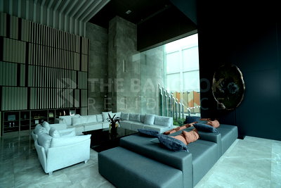 คอนโด BTS วงเวียนใหญ่ : 🔥 Affordable Price,Prime Location The Room  BTS Wongwian Yai