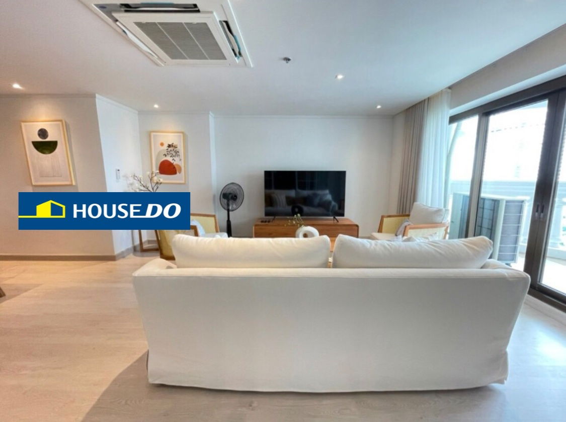 picture ✨ Condo for Sale: State Tower Condominium – Newly Renovated & Ready to Move In ✨ - 10/16